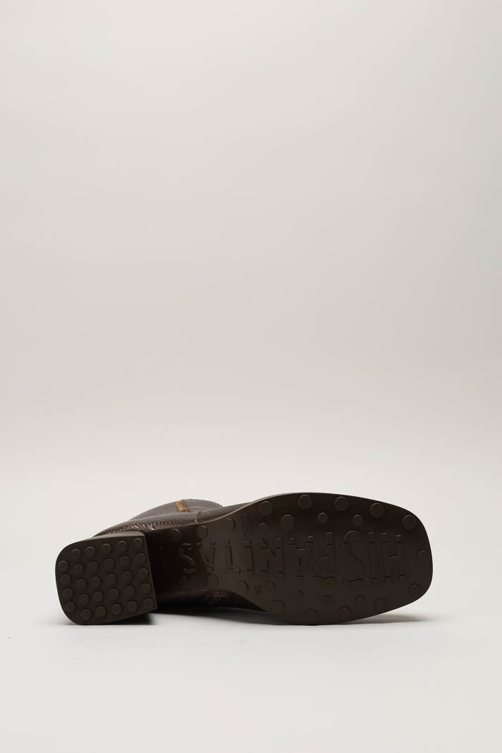 zoom in on Brons Enkellaars hak image Brons Enkellaars hak image