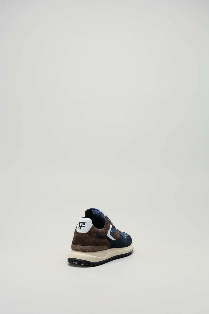 zoom in on Blauw Sneaker image Blauw Sneaker image