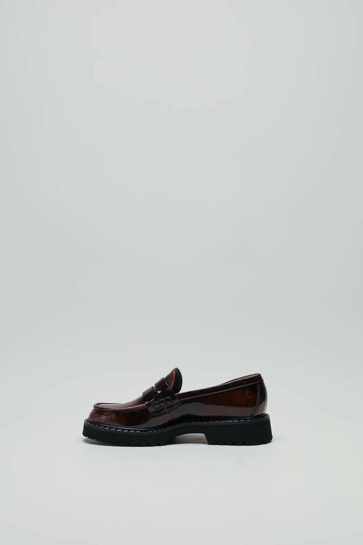 zoom in on Bordeaux Mocassin image Bordeaux Mocassin image