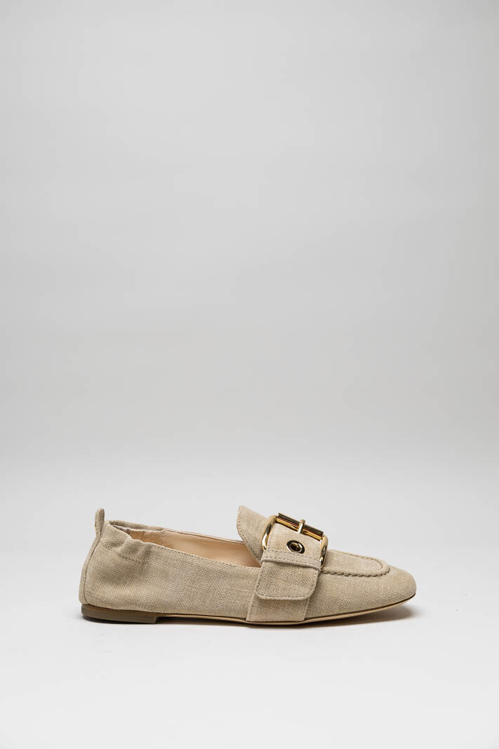 Beige Mocassin