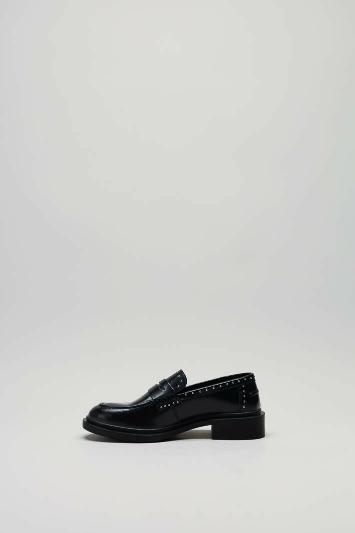 zoom in on Zwart Mocassin image Zwart Mocassin image