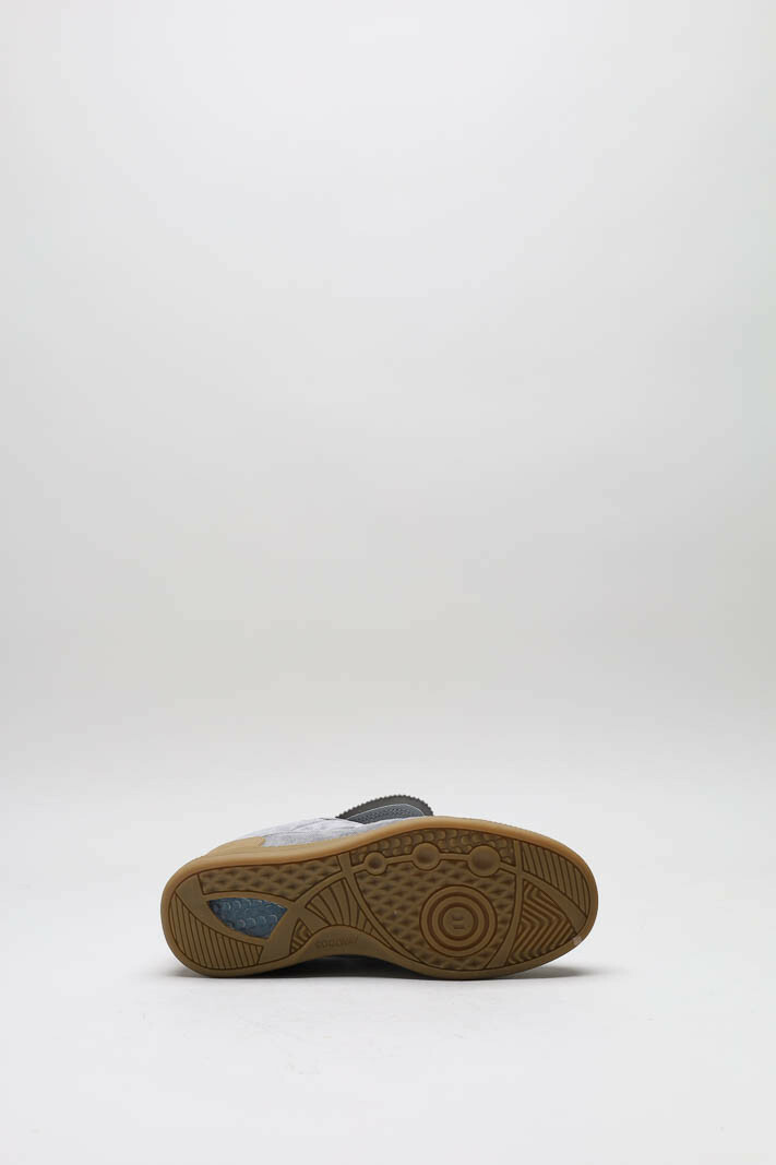 zoom in on Grijs Sneaker image Grijs Sneaker image