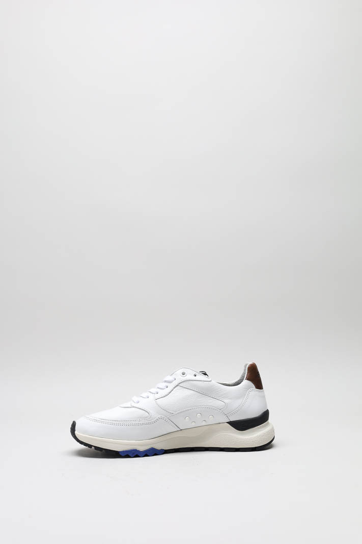 zoom in on Wit Sneaker image Wit Sneaker image