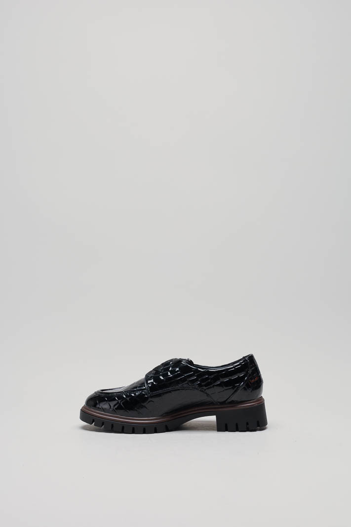 zoom in on Zwart Veterschoen image Zwart Veterschoen image