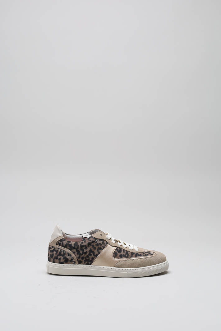 Beige Sneaker