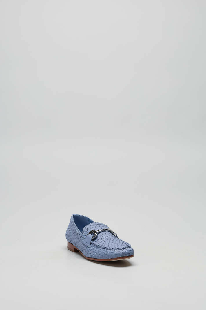 zoom in on Lichtblauw Mocassin image Lichtblauw Mocassin image