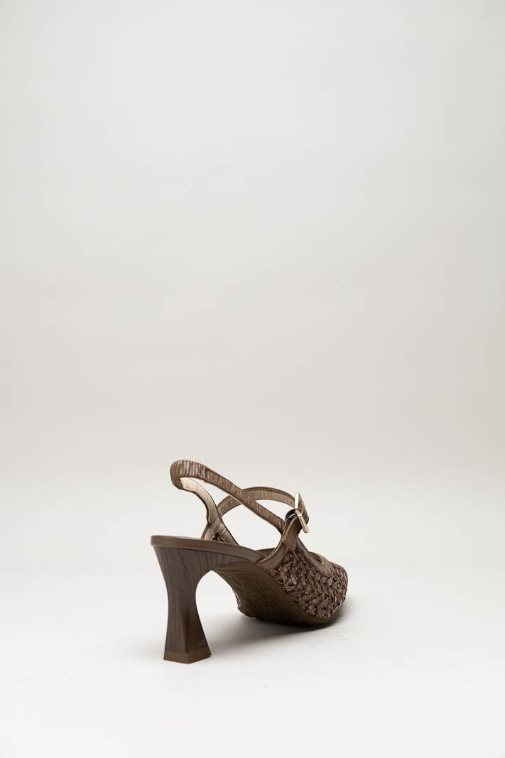 Donkerbruin Pump image