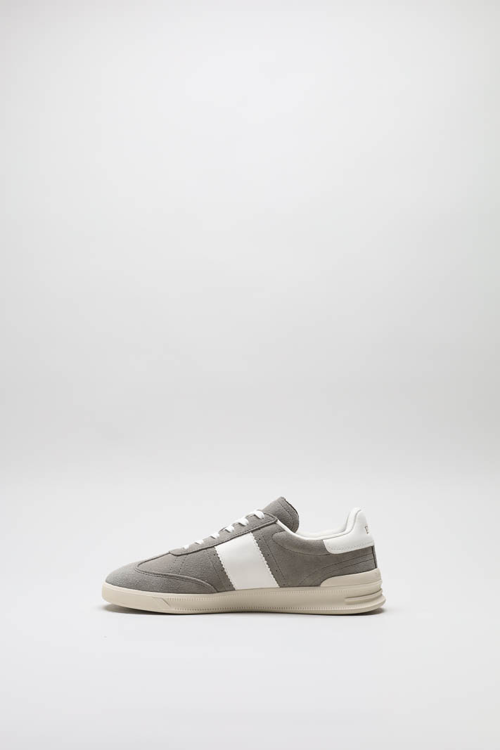 zoom in on Grijs Sneaker image Grijs Sneaker image