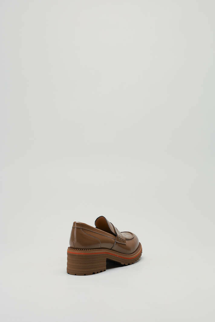 zoom in on Camel Mocassin hak image Camel Mocassin hak image