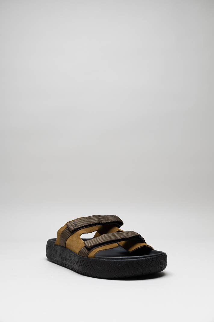 Camel Slipper