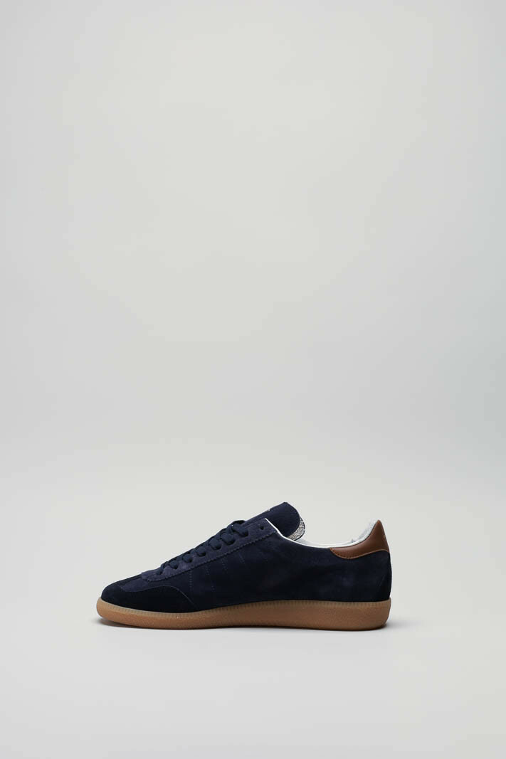 zoom in on Blauw Sneaker image Blauw Sneaker image