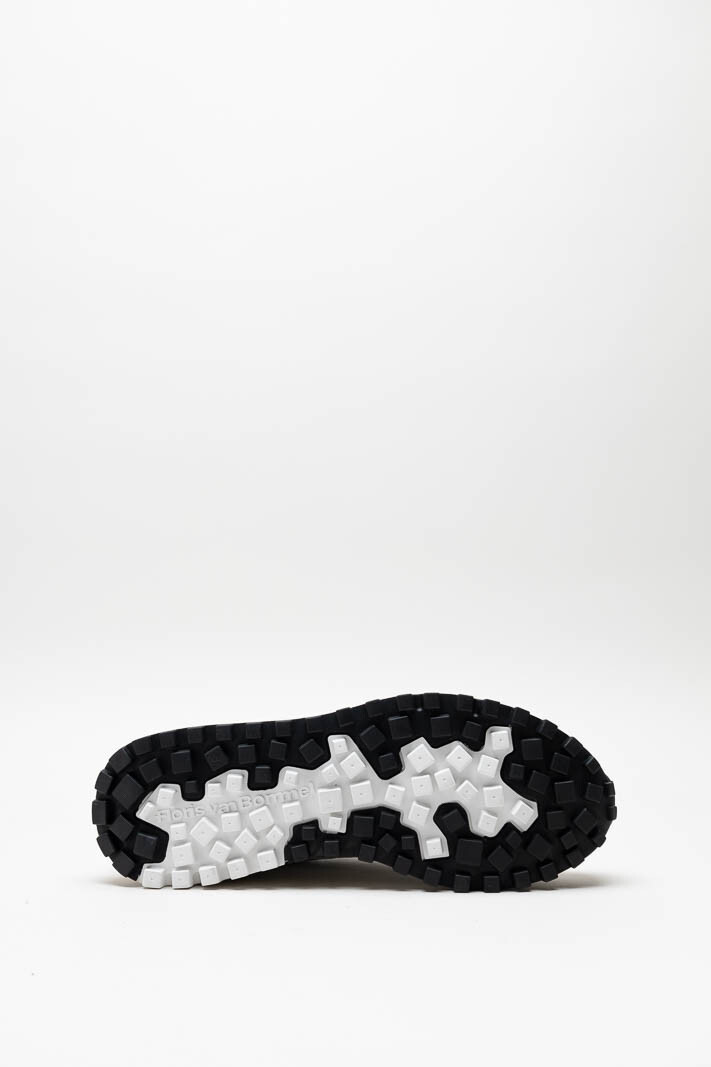 zoom in on Grijs Sneaker image Grijs Sneaker image
