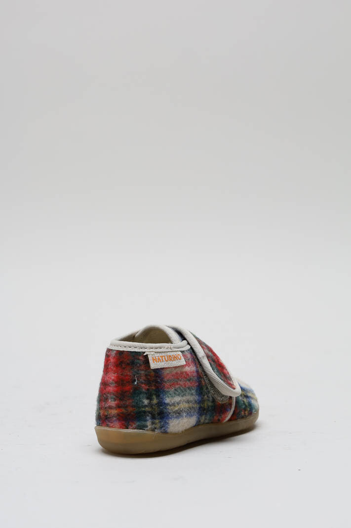 zoom in on Rood Pantoffel image Rood Pantoffel image