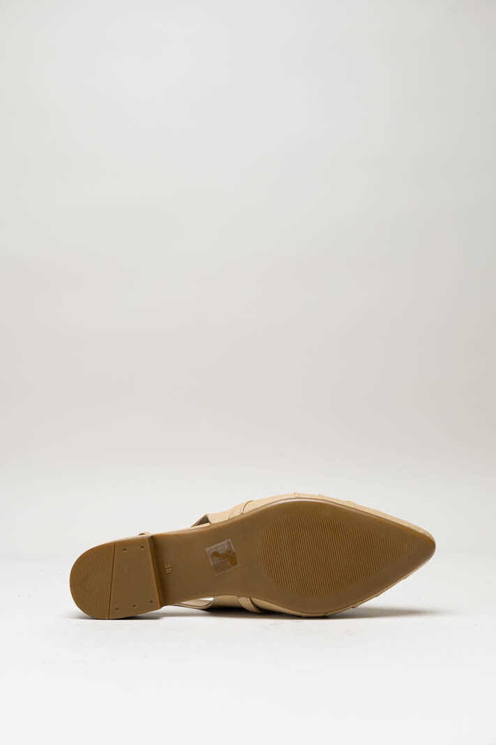 Donkerbeige Ballerina image