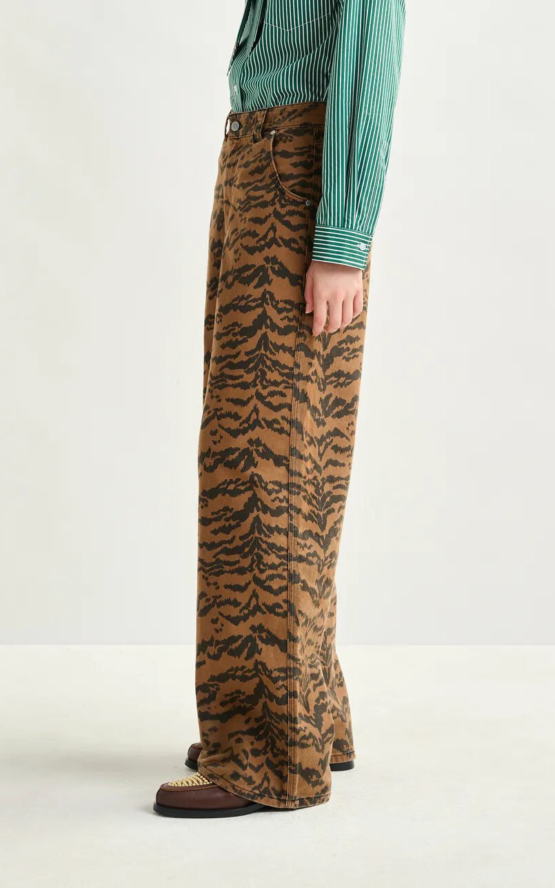 zoom in on Bruin Broek image Bruin Broek image