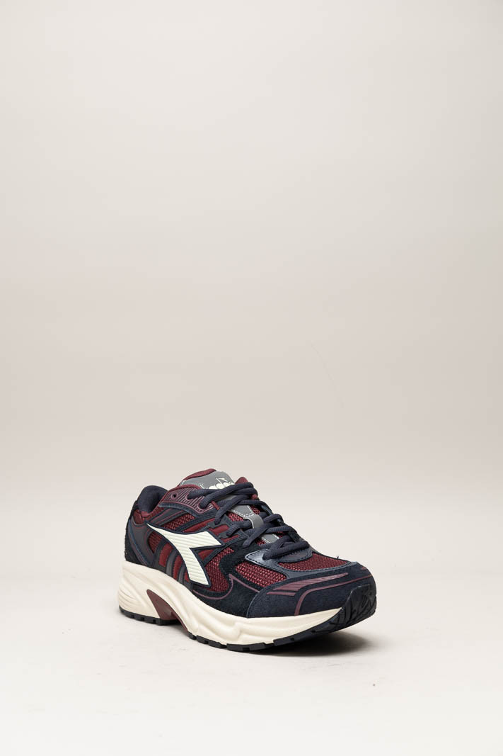 Bordeaux Sneaker image