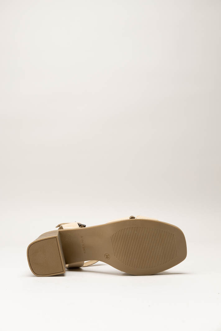 Nude Sandaal hak image