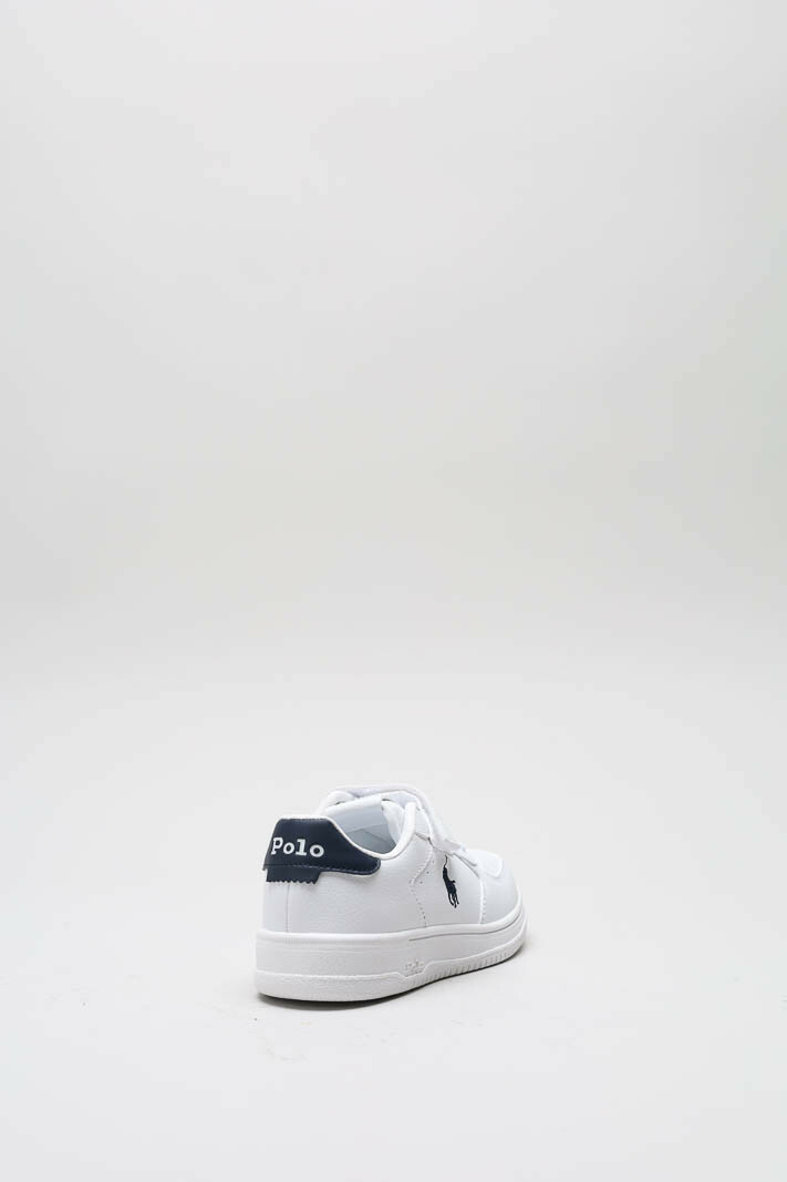 zoom in on Wit Sneaker image Wit Sneaker image