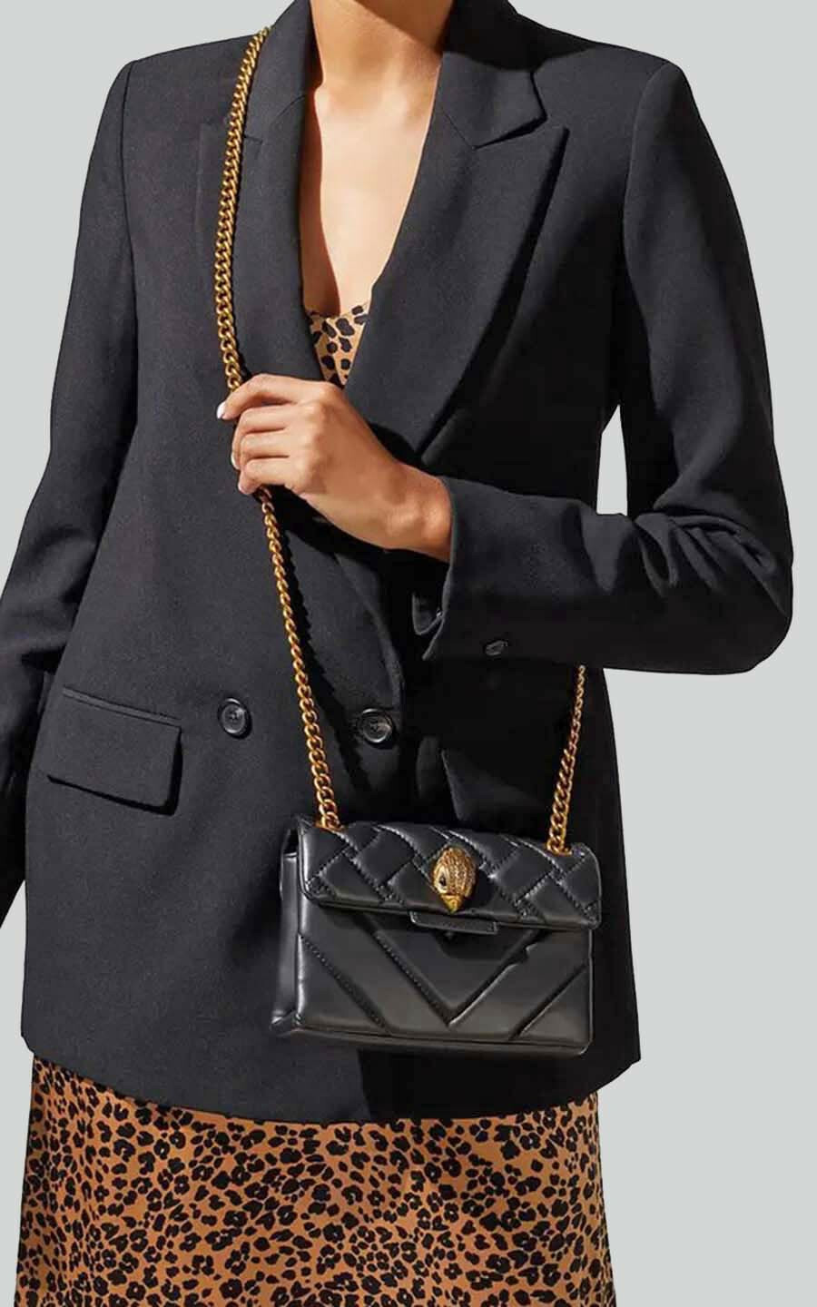 zoom in on Zwart Cross body image Zwart Cross body image