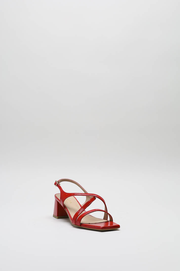 zoom in on Rood Sandaal hak image Rood Sandaal hak image