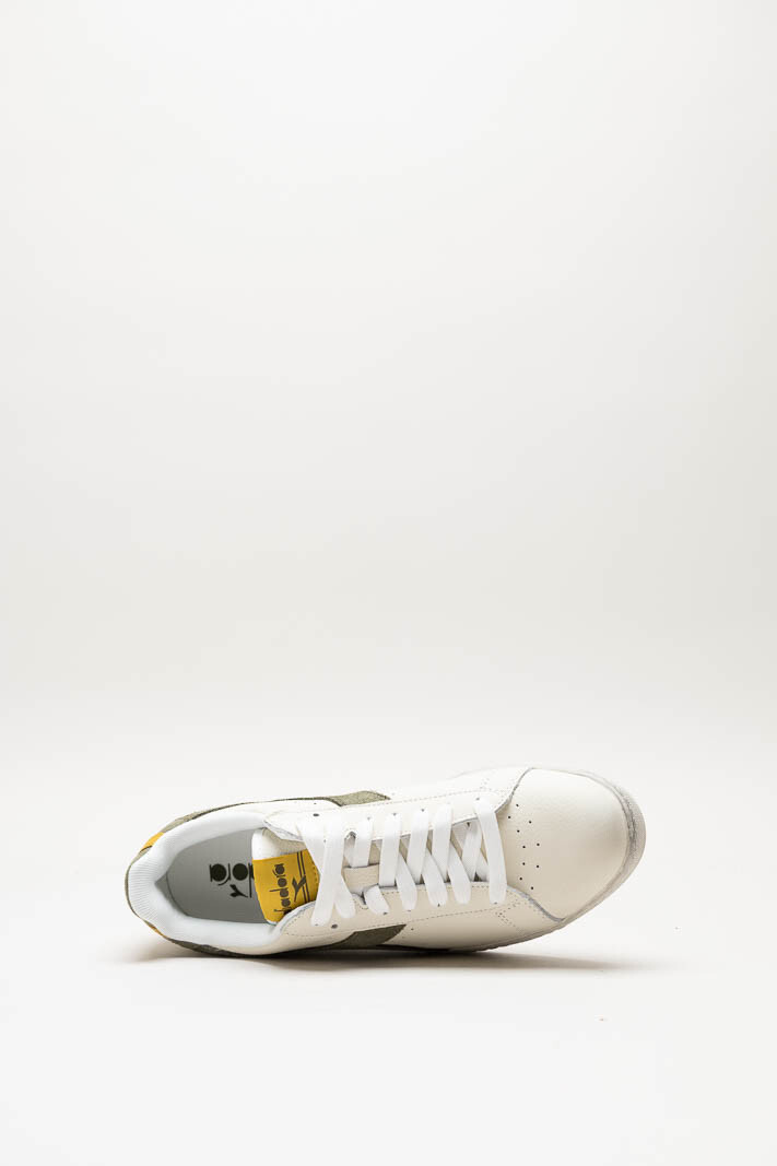 zoom in on Gebroken wit Sneaker image Gebroken wit Sneaker image