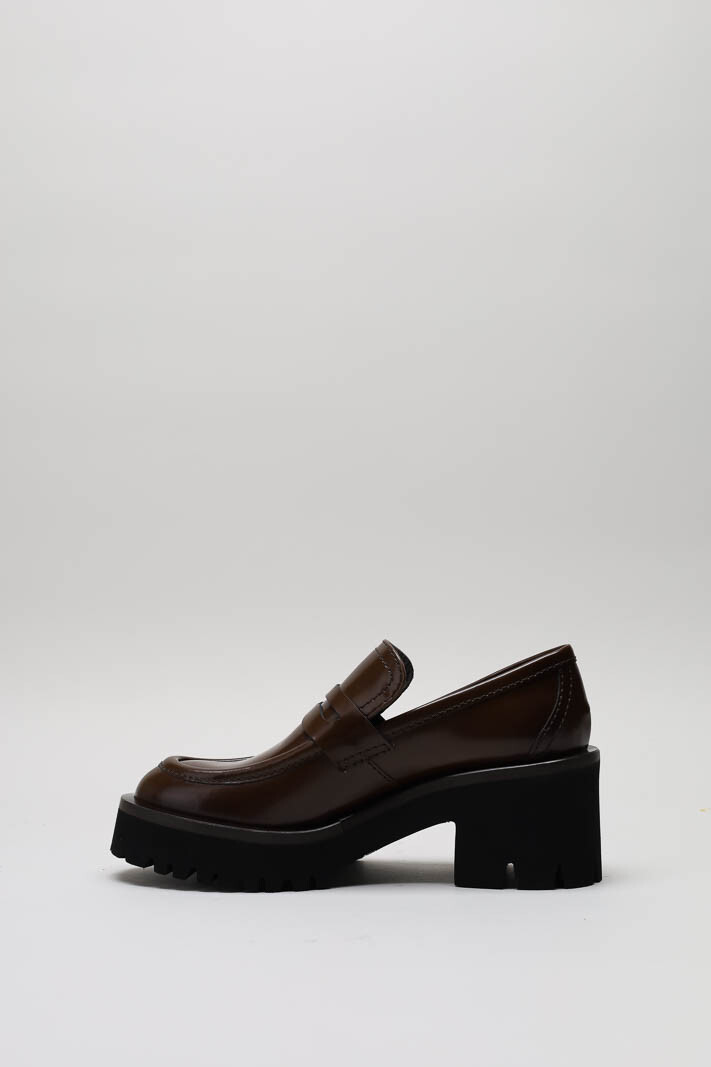 Bruin Mocassin hak image