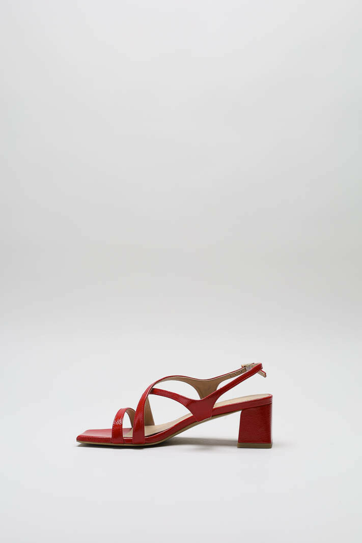 zoom in on Rood Sandaal hak image Rood Sandaal hak image