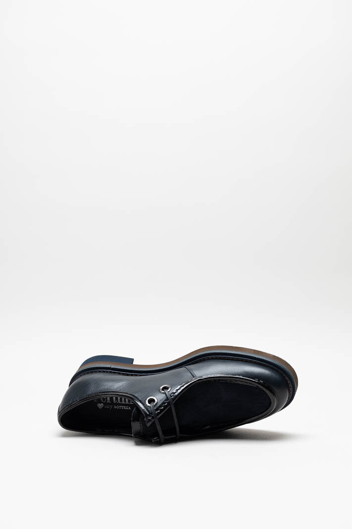 Donkerblauw Veterschoen image