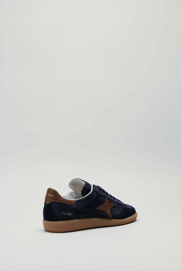 zoom in on Blauw Sneaker image Blauw Sneaker image