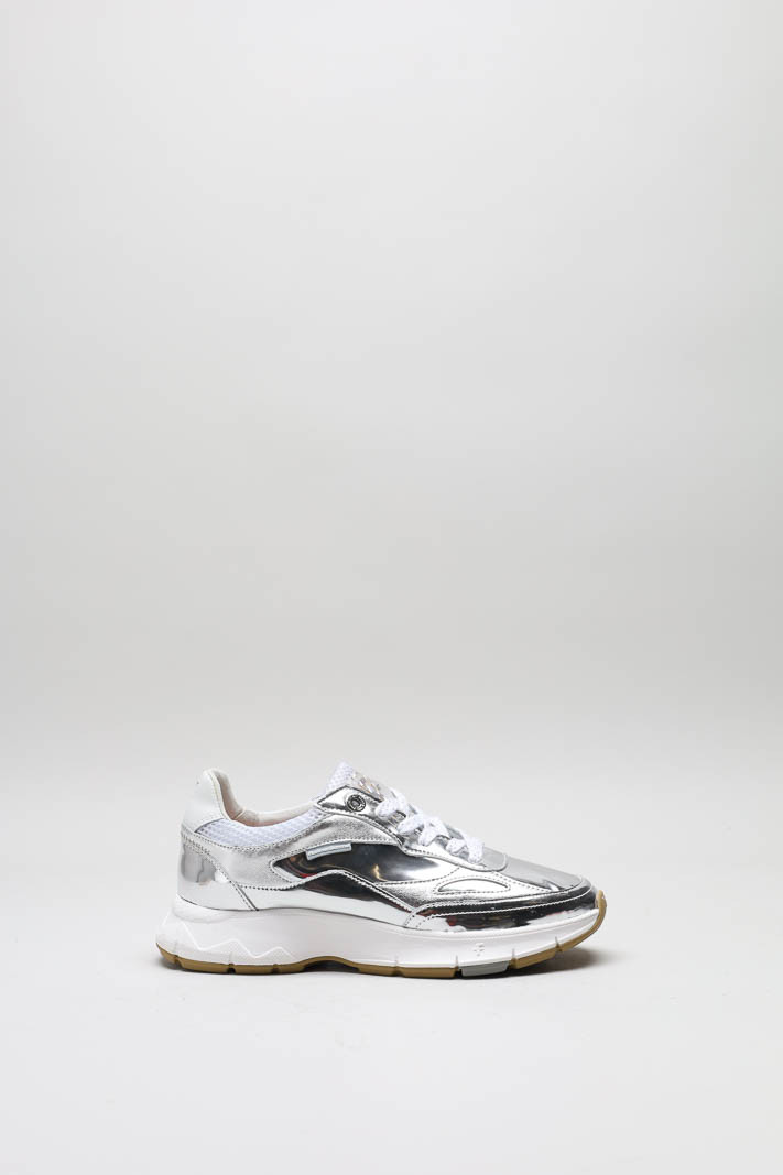 zoom in on Zilver Sneaker image Zilver Sneaker image