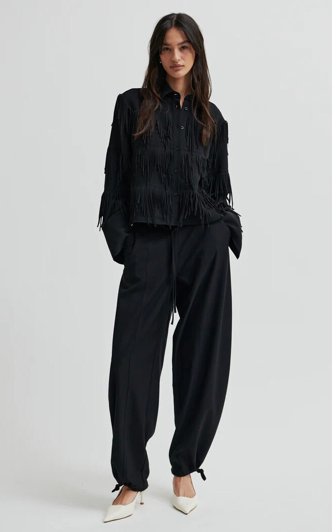 zoom in on Zwart Blouse image Zwart Blouse image