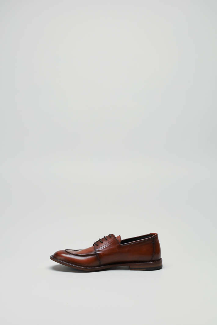 zoom in on Cognac Veterschoen image Cognac Veterschoen image