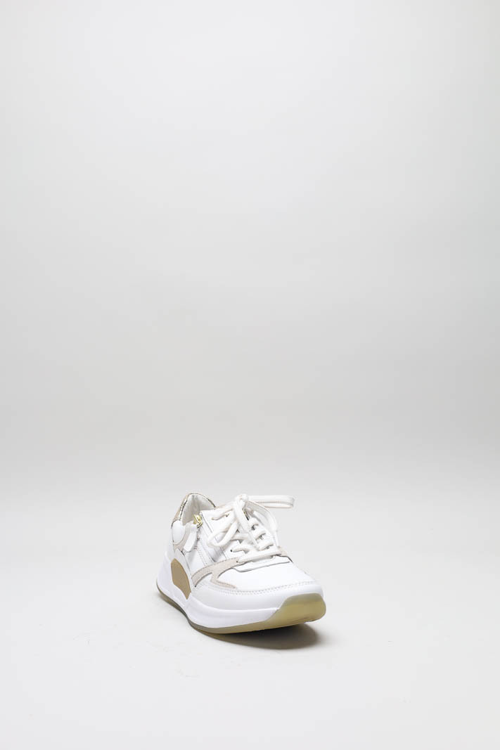 zoom in on Wit Sneaker image Wit Sneaker image