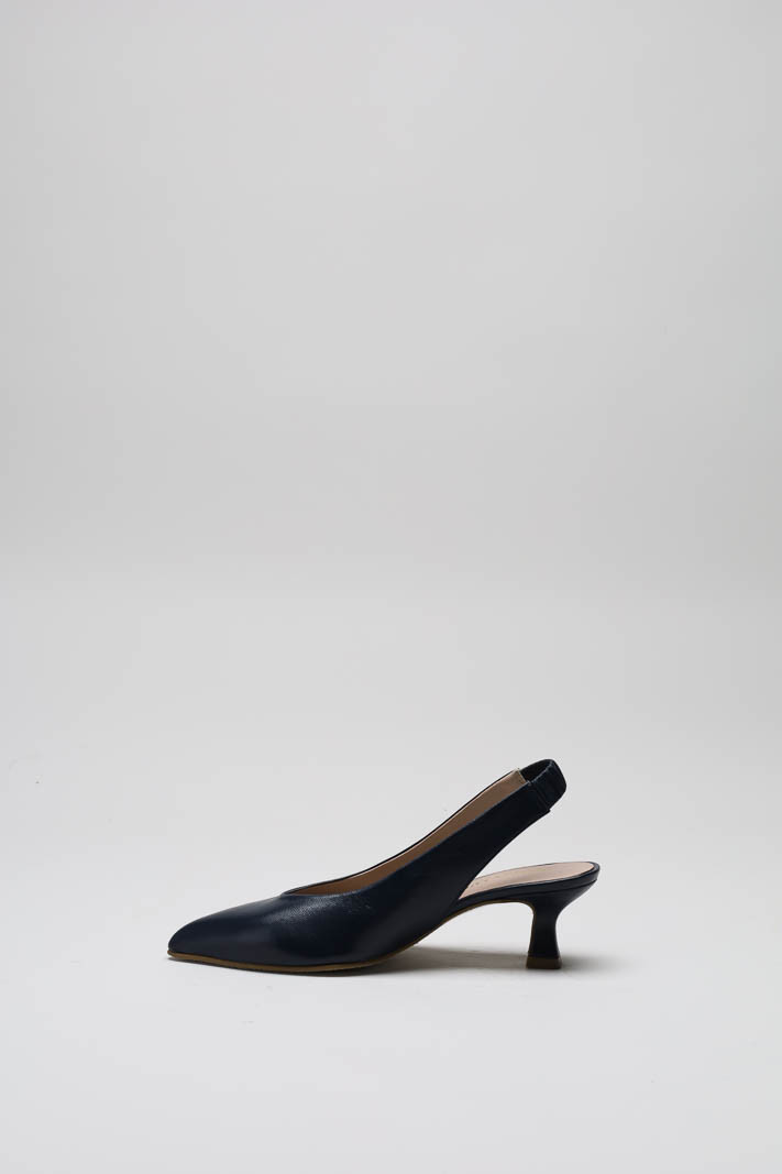 zoom in on Donkerblauw Pump image Donkerblauw Pump image