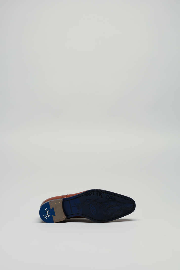 zoom in on Cognac Veterschoen image Cognac Veterschoen image