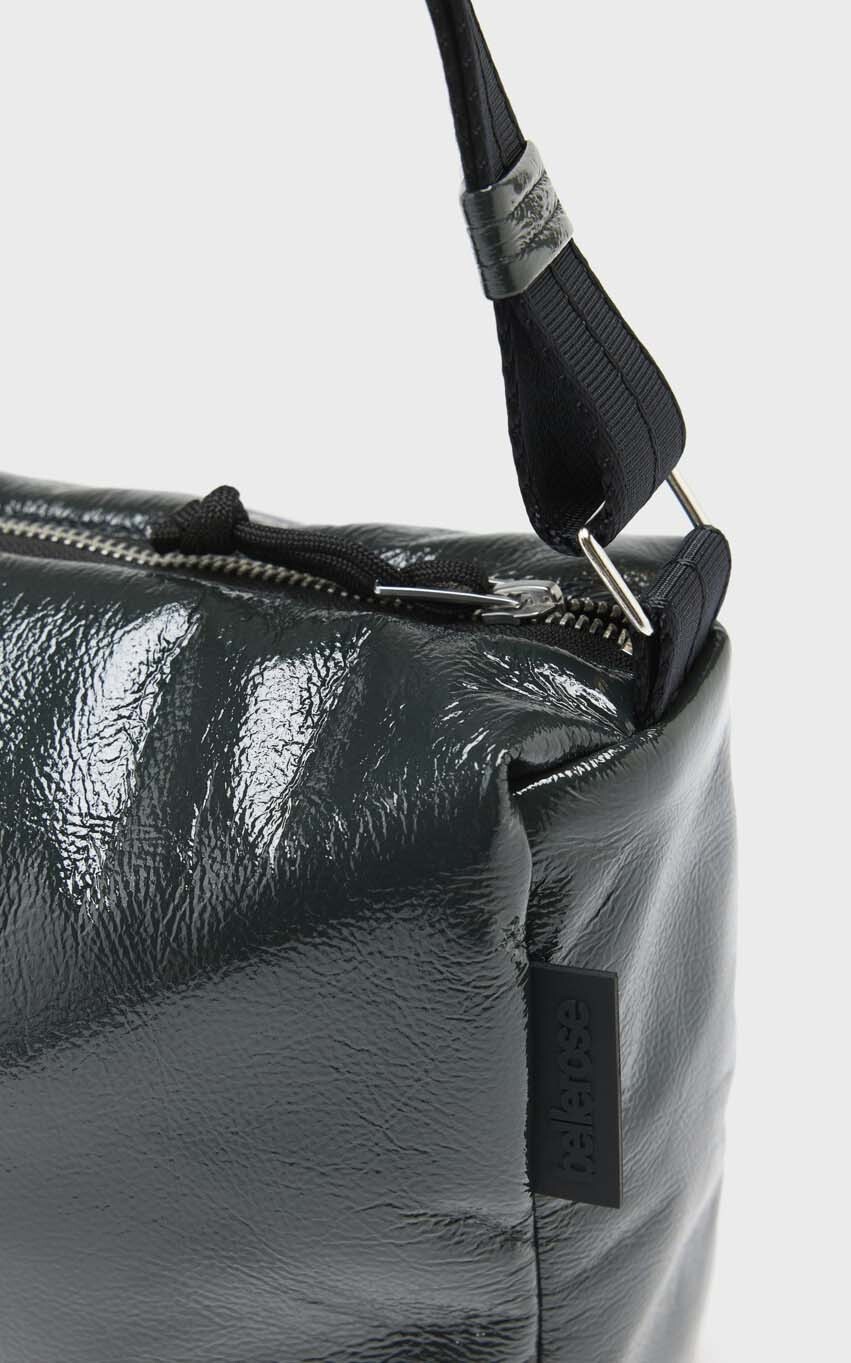 Groen Cross body image