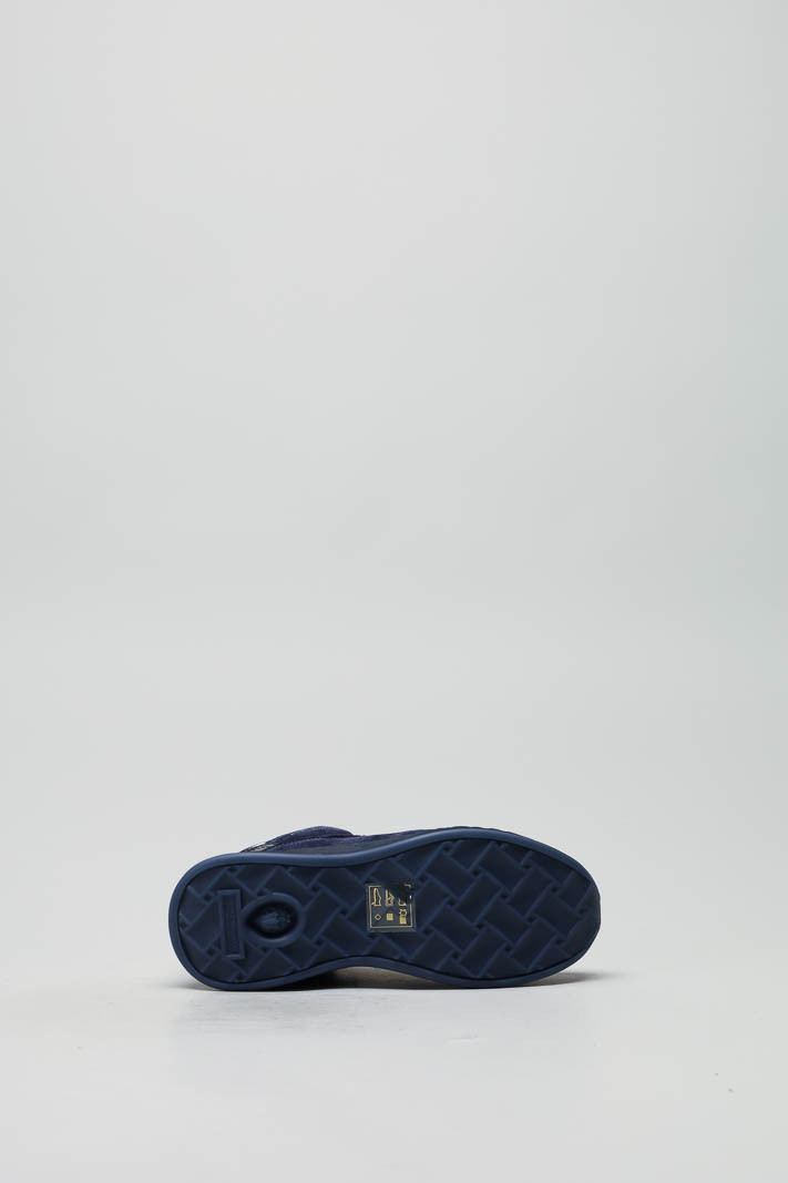 zoom in on Donkerblauw Sneaker image Donkerblauw Sneaker image