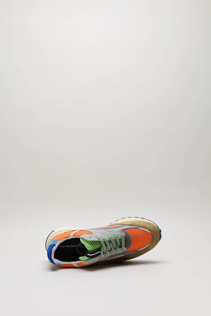 zoom in on Oranje Sneaker image Oranje Sneaker image