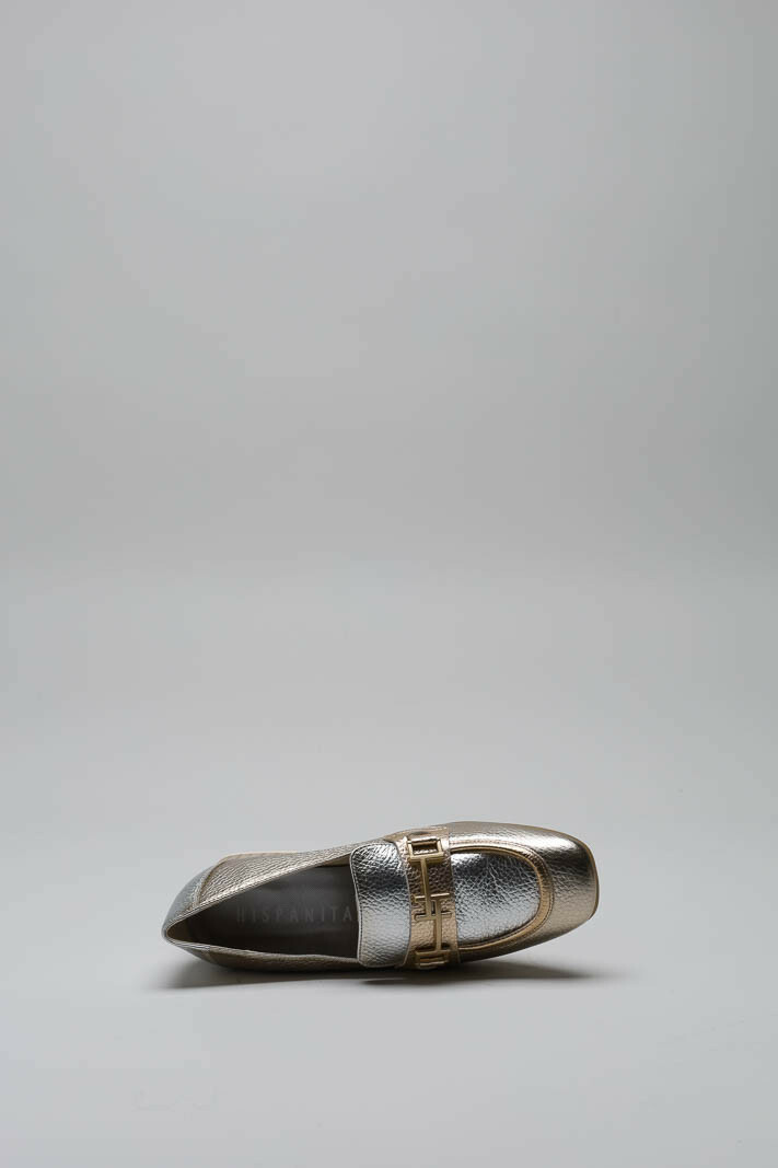 zoom in on Goud Mocassin hak image Goud Mocassin hak image