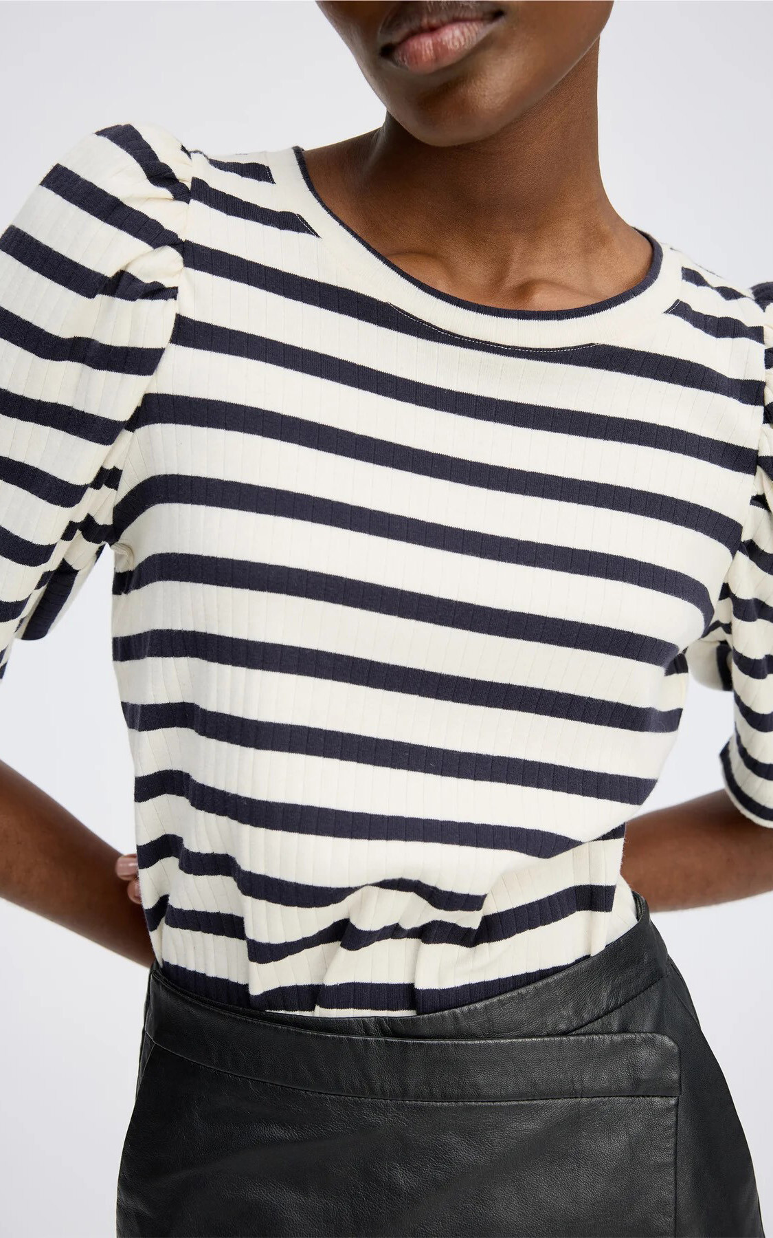 Ecru T-shirt/top image