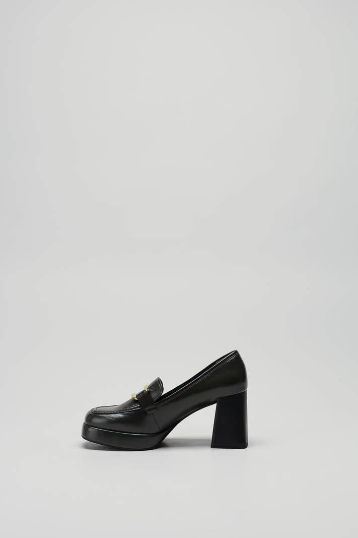 zoom in on Groen Pump image Groen Pump image