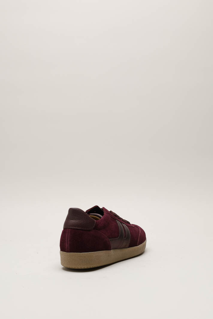 zoom in on Bordeaux Sneaker image Bordeaux Sneaker image