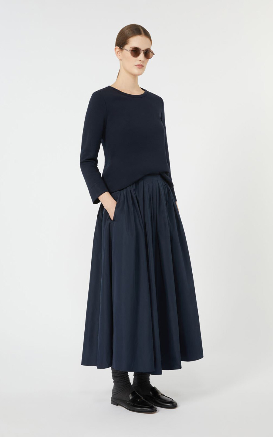 zoom in on Blauw Sweater/trui image Blauw Sweater/trui image