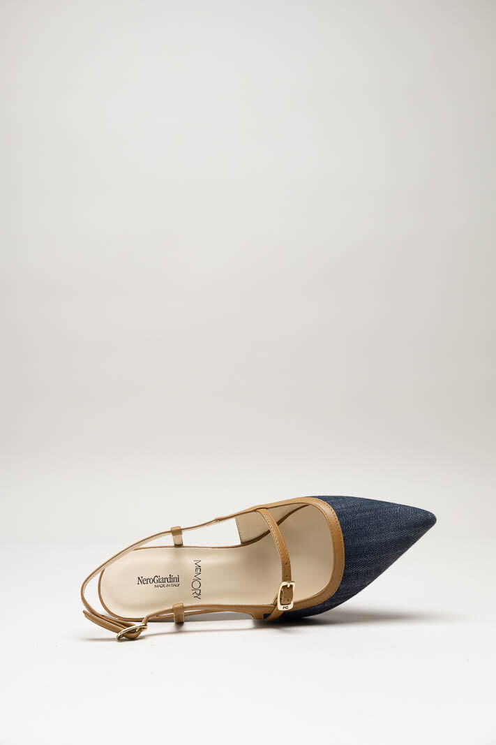 Donkerblauw Pump image