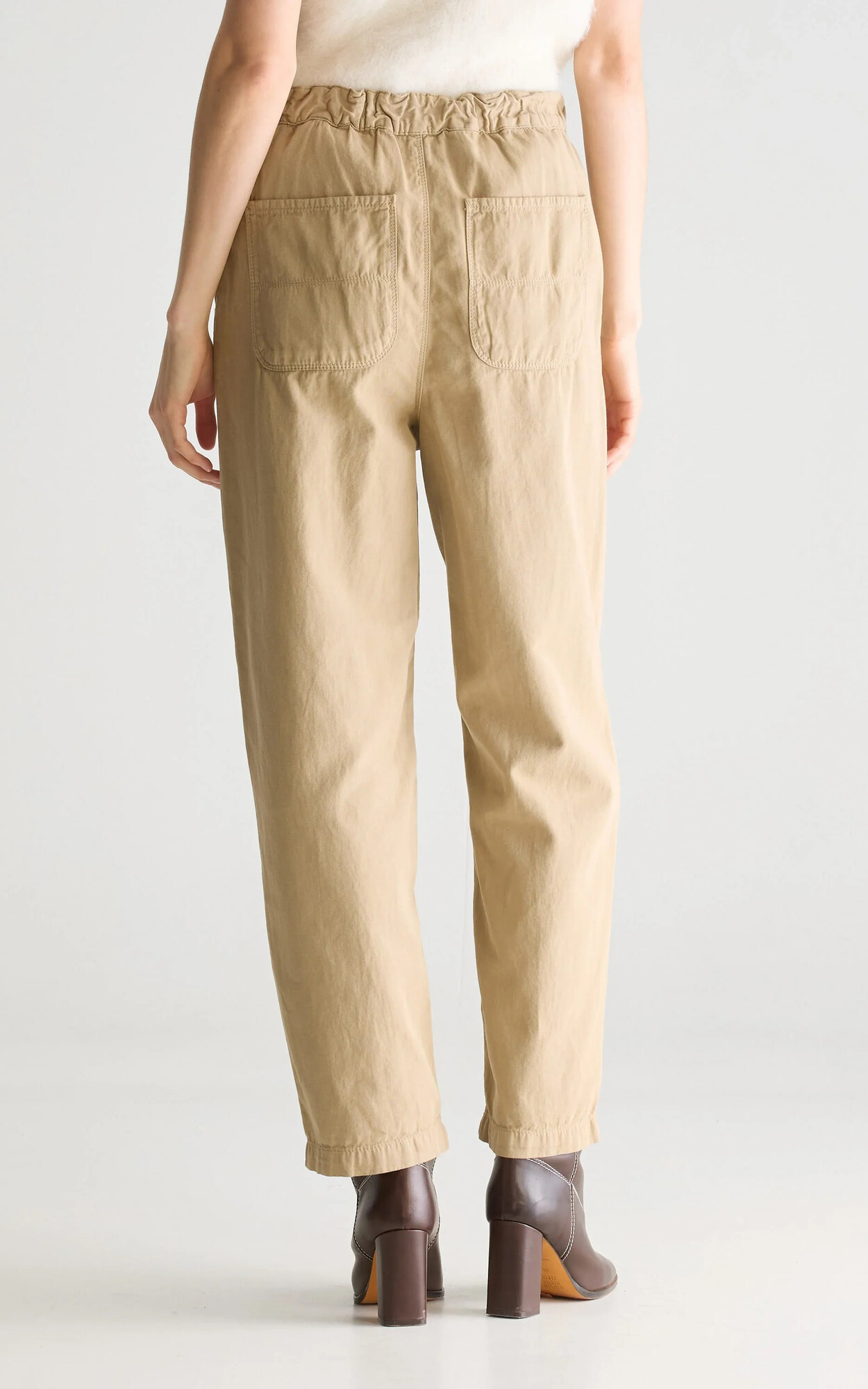zoom in on Camel Broek image Camel Broek image