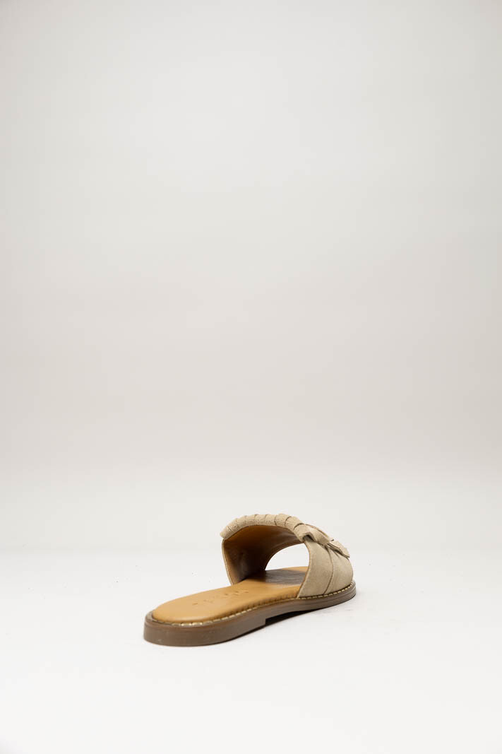 Beige Slipper image
