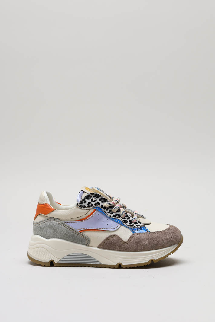 Ecru Sneaker