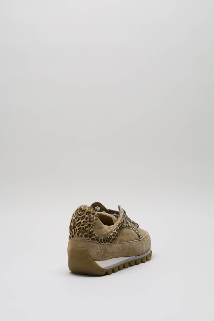 Beige Sneaker image