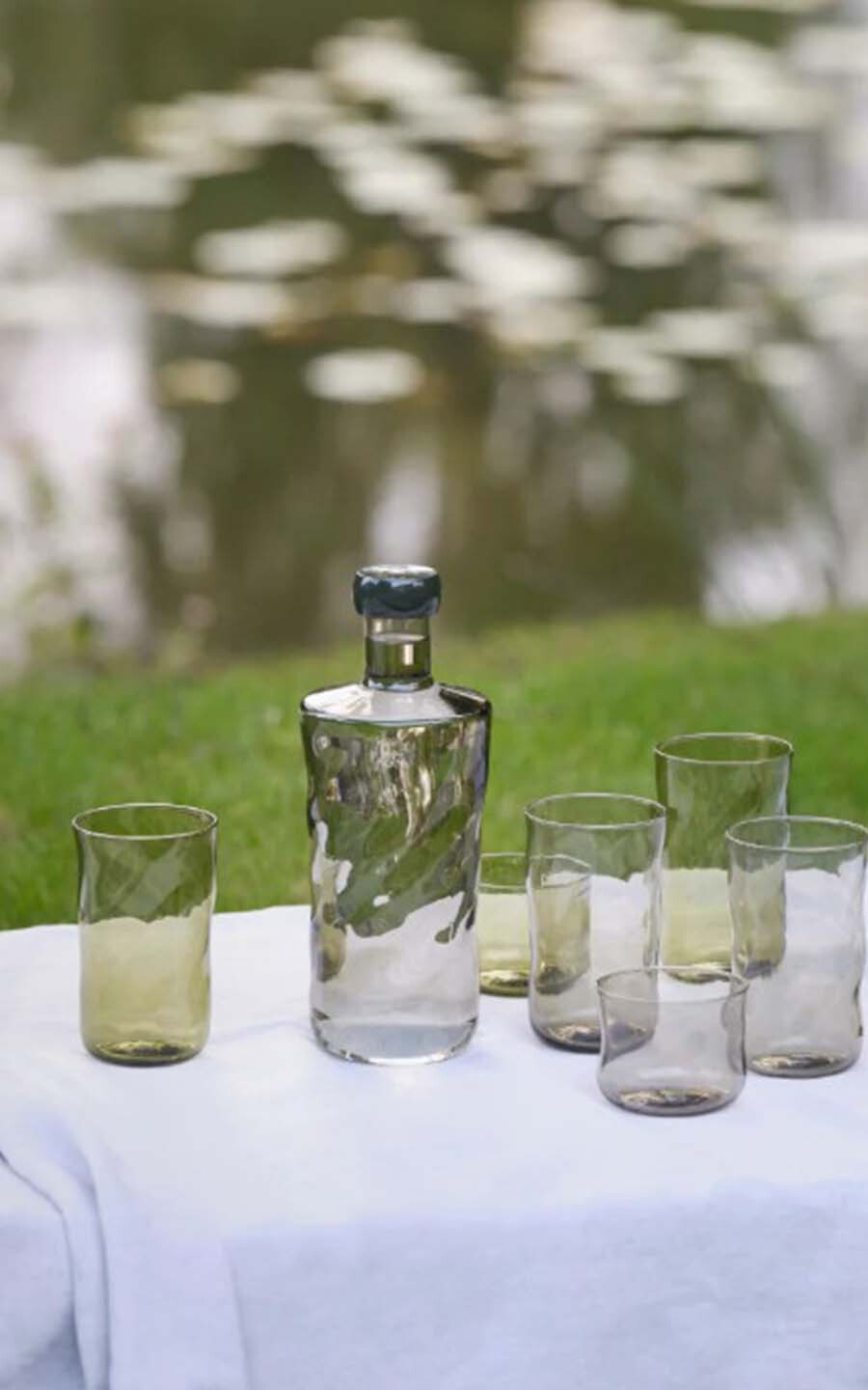 Grijs Servies en glazen