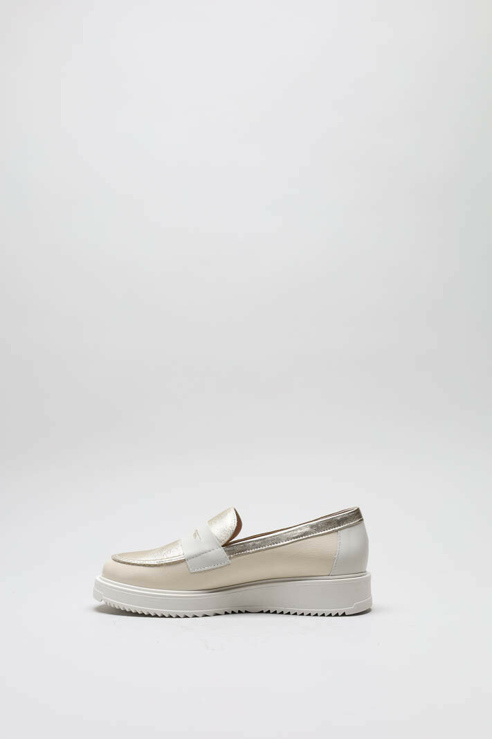 zoom in on Ecru Mocassin image Ecru Mocassin image